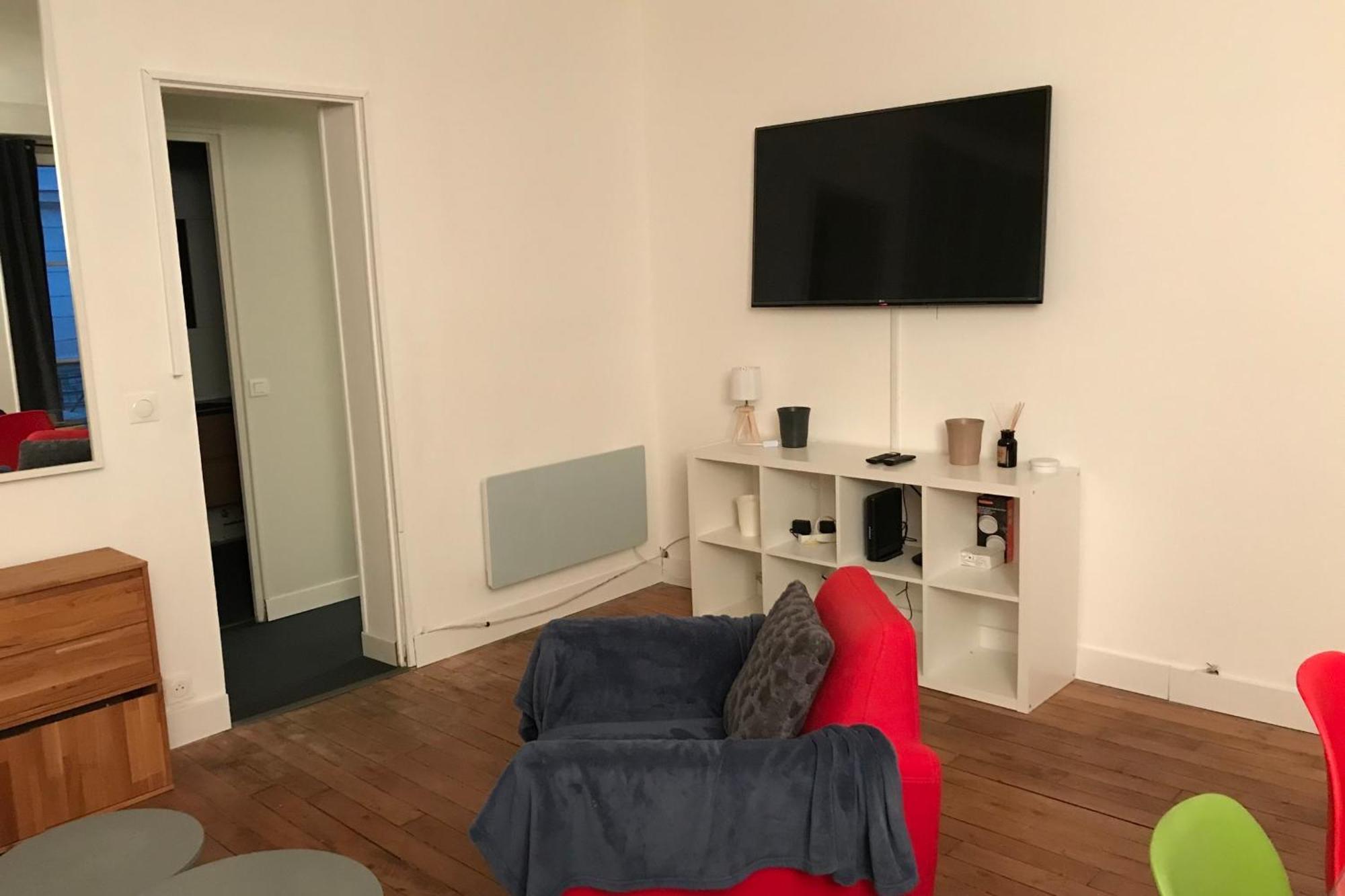 Appartement Spacious In 11eme