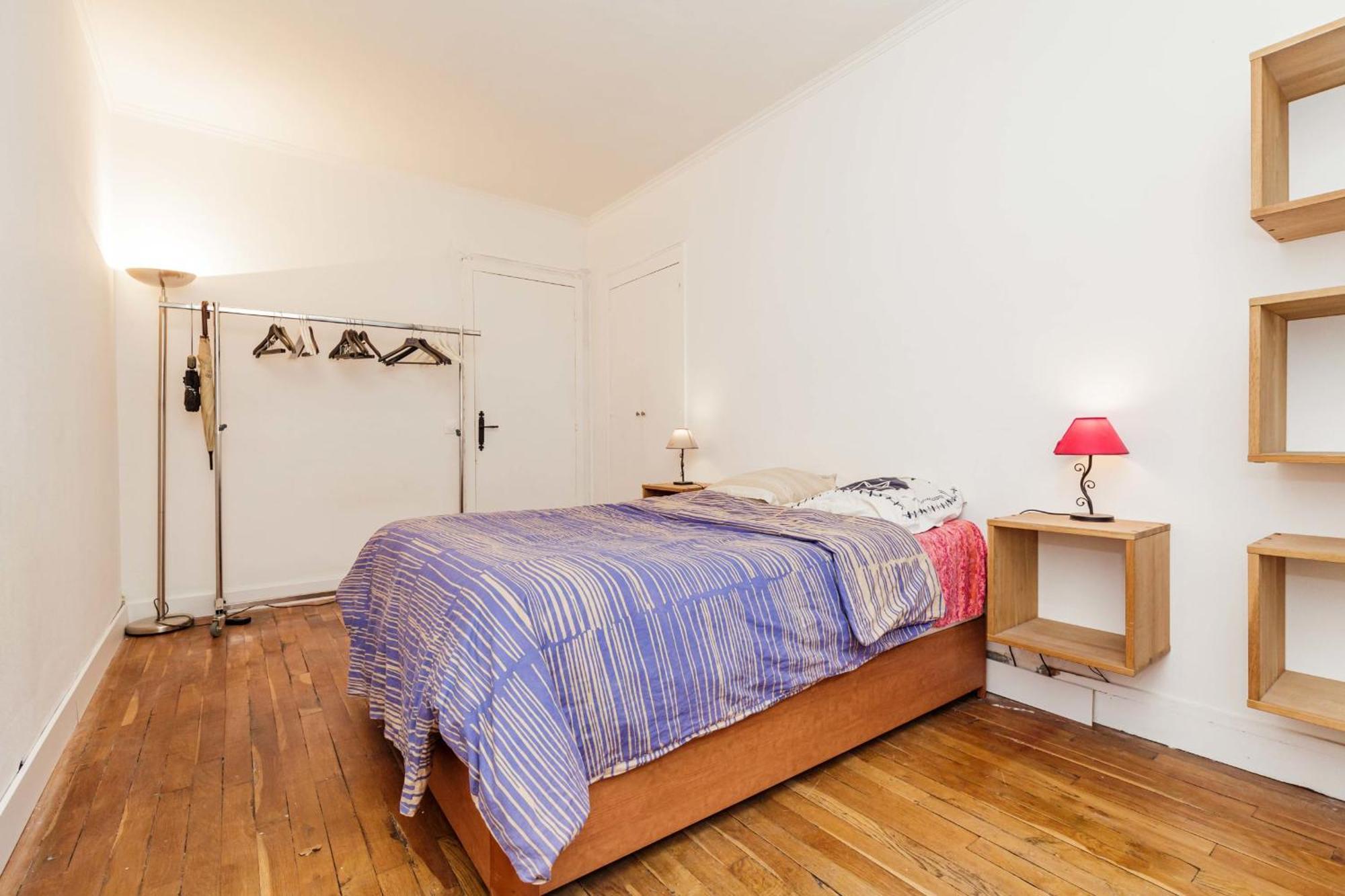 Appartement Spacious In 11eme Parijs